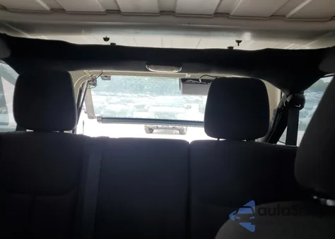 2015 Jeep Wrangler Unlimited Sport z USA, uszkodzony, nr VIN 1C4BJWDGXFL654768